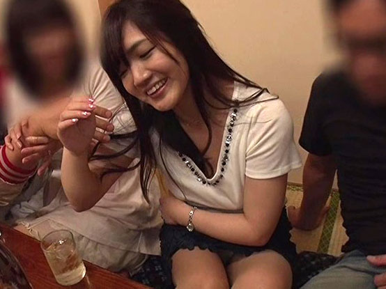 【人妻浮気】奥様が同窓会に行ったらデカチン巨根男にレイプ…飲酒強姦不倫で痙攣アクメハメ撮りビデオが旦那に…